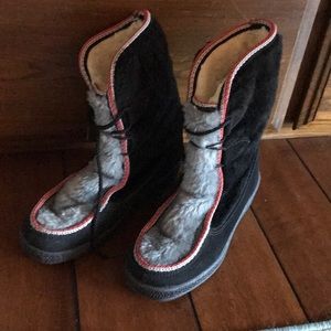 Vintage Snowland size 8 boots